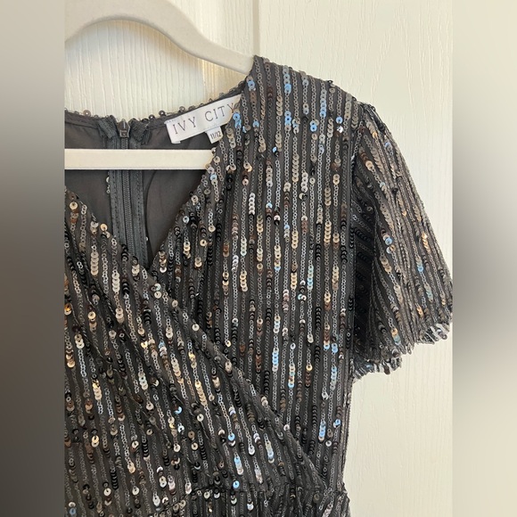 Ivy City Co Girls Holiday Goldie sequin Dress in black 11/12 T - Picture 4 of 4